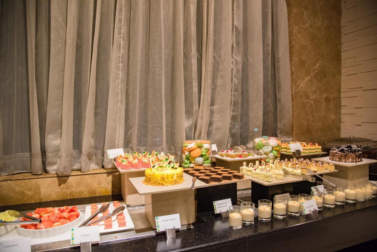 Holiday Inn Amritsar Ranjit Avenue By Ihg Εξωτερικό φωτογραφία