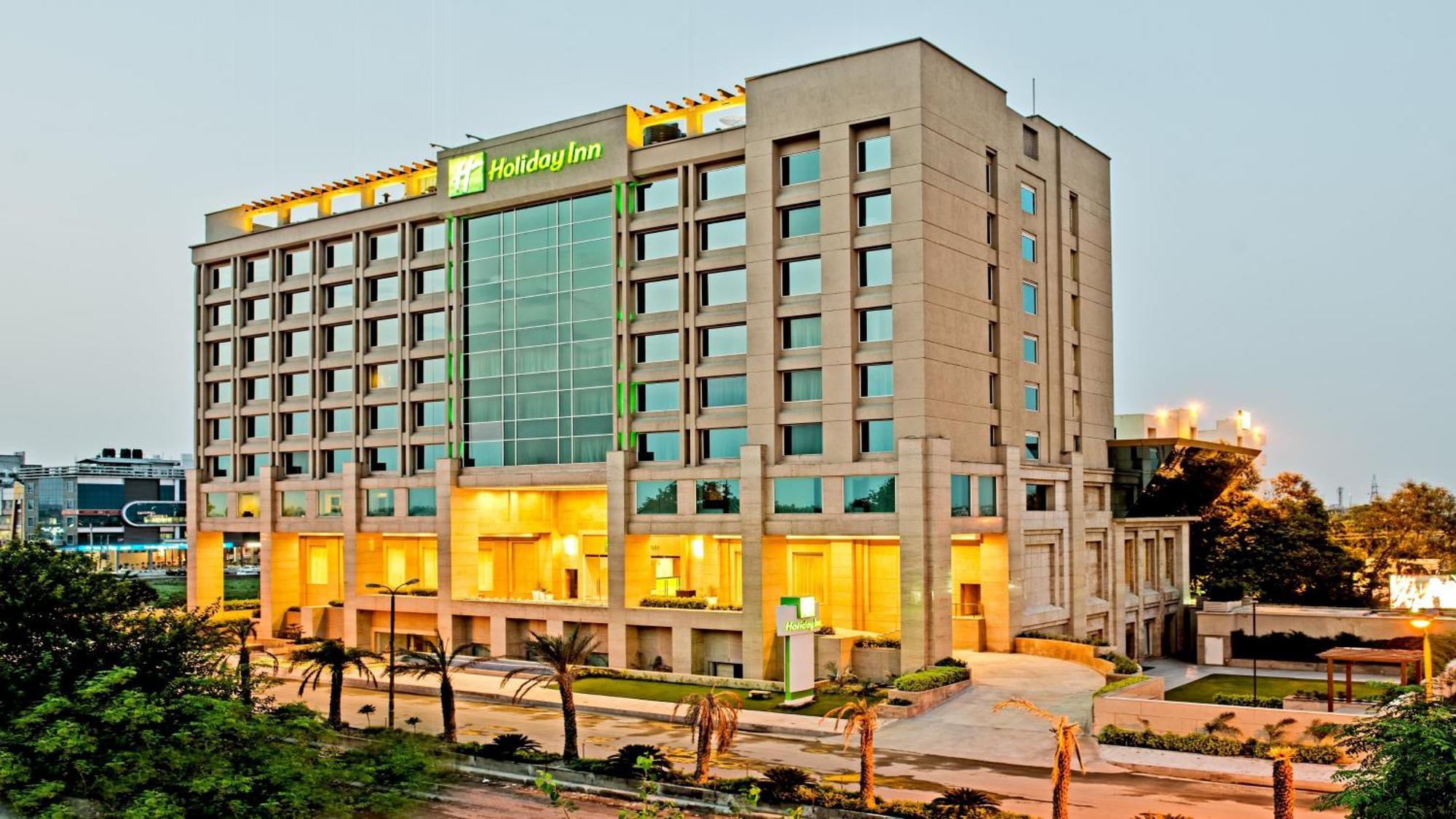 Holiday Inn Amritsar Ranjit Avenue By Ihg Εξωτερικό φωτογραφία